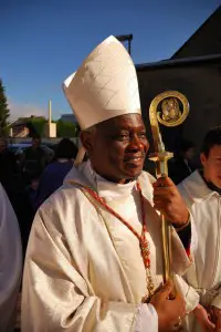 Turkson is shown here in this Wikipedia Commons photo. 