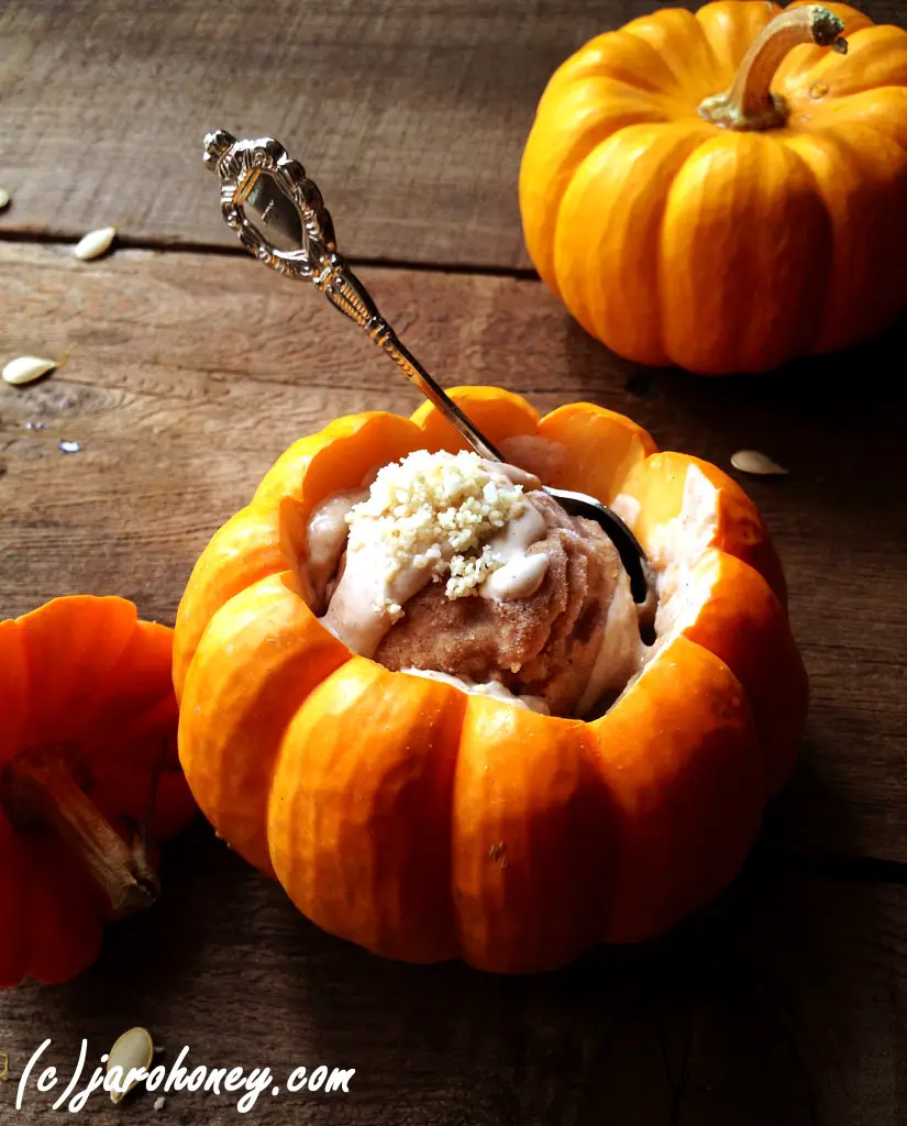 A raw organic pumpkin pie replacement for Thanksgiving- This one is a raw sorbet! 