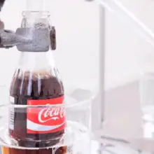 Dutch Man Creates Device That Turns Coca Cola Back Into Pure Drinking Water (with Video)