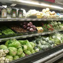 Popular Grocery Store Chain Doubles Down on Organics, Could Steal #1 Spot from Whole Foods Soon