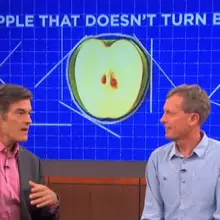 Dr. Oz Not a Fan of This Man’s GMO Apple: “We’re Basically Engaged in a Science Experiment Here”