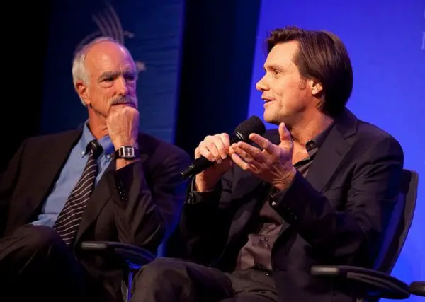 Jim Carrey Calls Out Greedy Politicians, Refuses to Back Down on Vaccines 