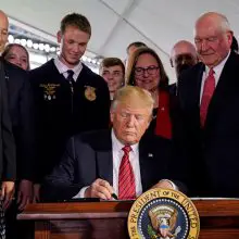 President Trump Doubles Down on Support for GMOs, Signs Executive Order Allowing Crops and Animals to Flood Market Without Scientific Review