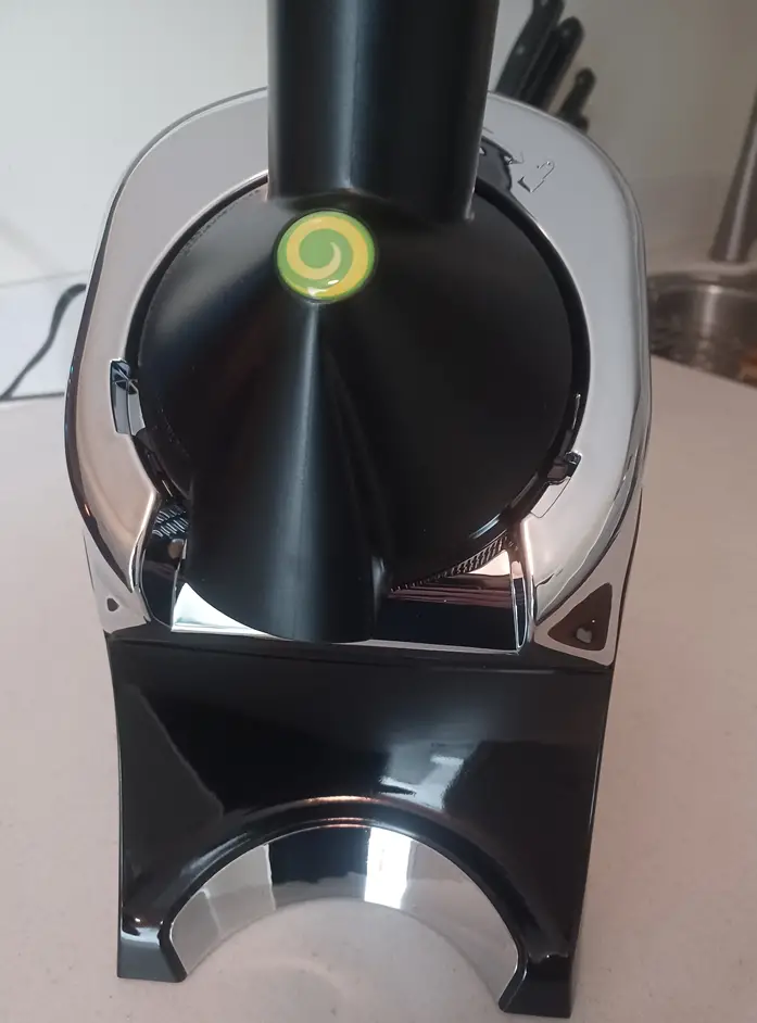 Yonanas machine ready for use.