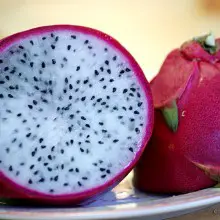The Health Benefits of Dragonfruit (Plus a Simple Smoothie Recipe)