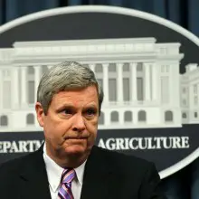 U.S. Ag. Secretary Vilsack to Hold “Secret Meeting” to Rewrite GMO Labeling Law