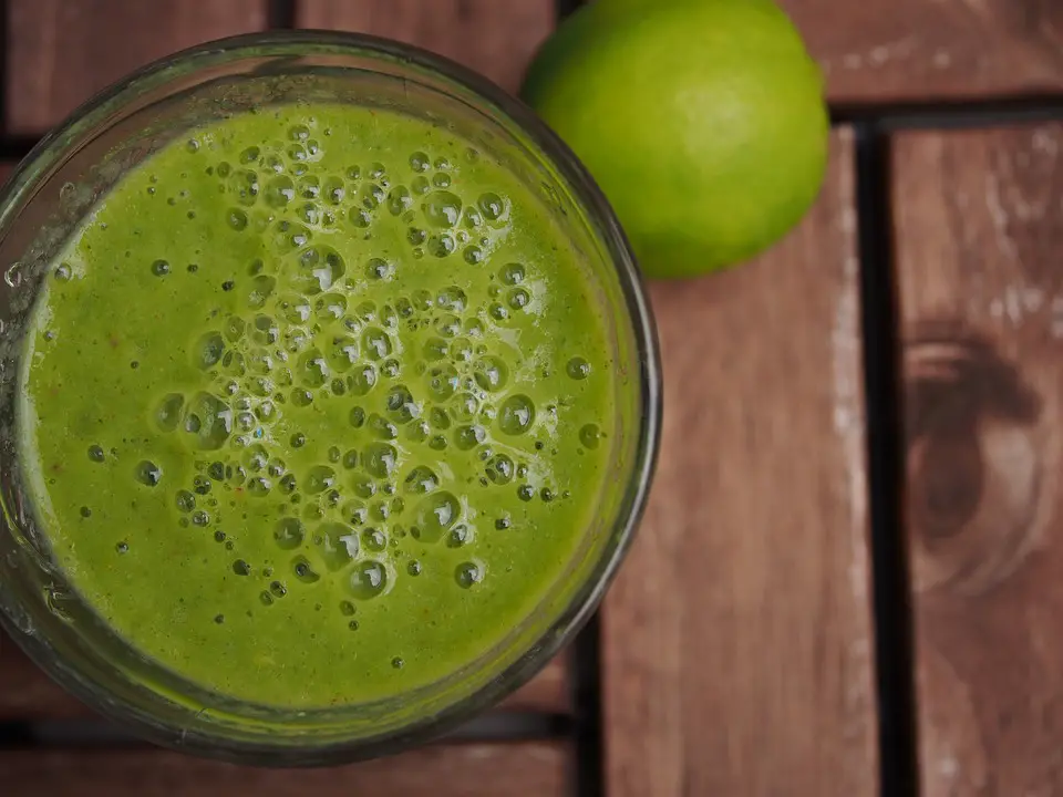 green-smoothie-1383437_960_720