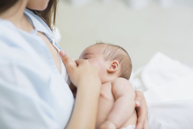 breast feeding chemicals