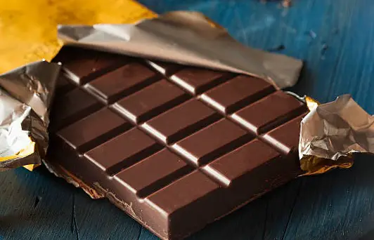 dark chocolate bars