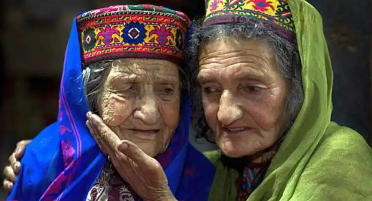 hunza people of pakistan 