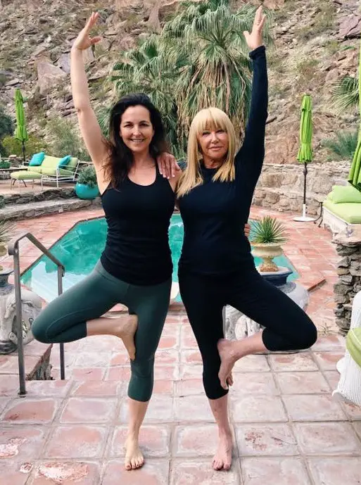 suzanne somers yoga cancer supplements