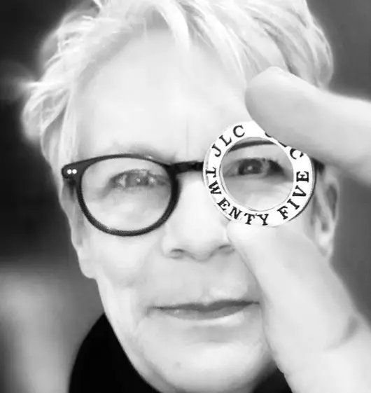 Jamie Lee Curtis is sharing her story on Instagram with fans about drinking and sobriety.